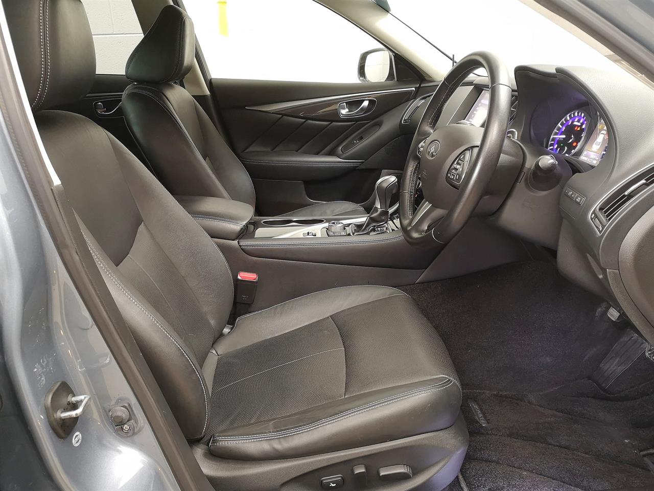 2014 Nissan Skyline