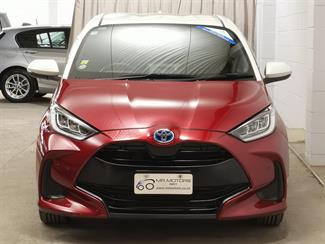 2020 Toyota Yaris - Thumbnail