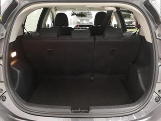 2013 Toyota Aqua - Thumbnail