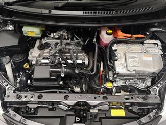 2013 Toyota Aqua - Thumbnail