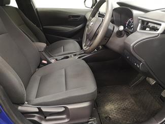 2020 Toyota Corolla - Thumbnail