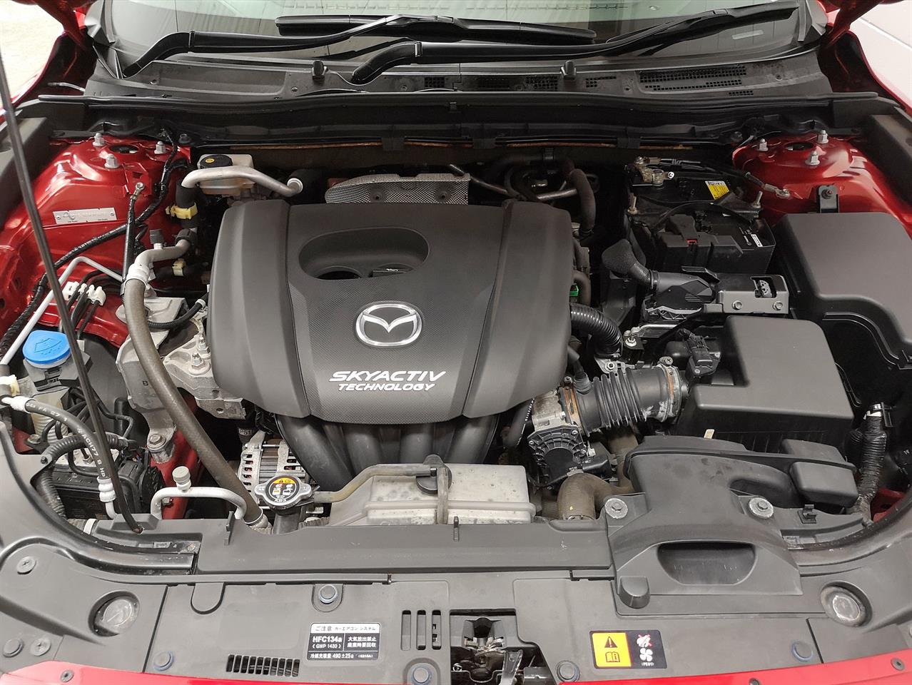 2016 Mazda Axela