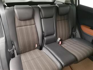 2016 Honda Vezel - Thumbnail