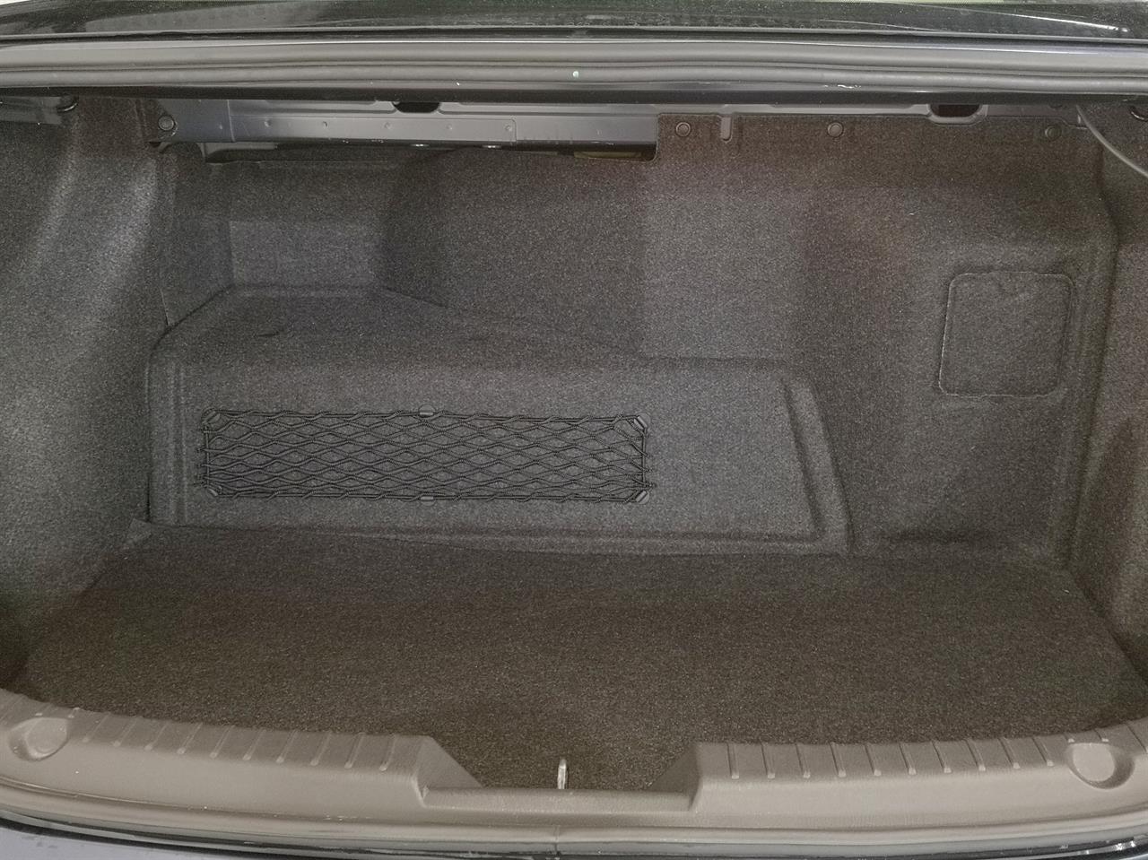 2013 Mazda Axela