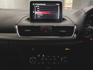 2013 Mazda Axela - Thumbnail
