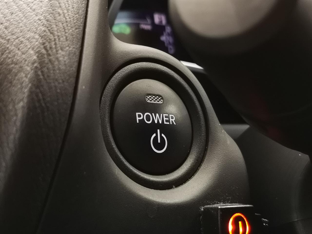 2013 Mazda Axela