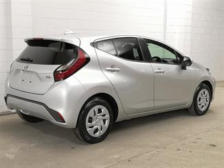 2021 Toyota Aqua - Thumbnail