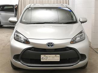 2021 Toyota Aqua - Thumbnail