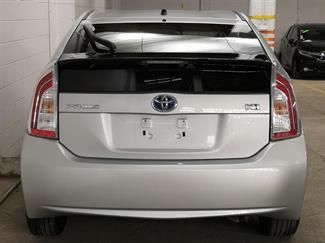 2012 Toyota Prius - Thumbnail