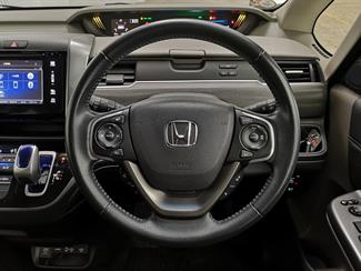 2016 Honda Freed - Thumbnail