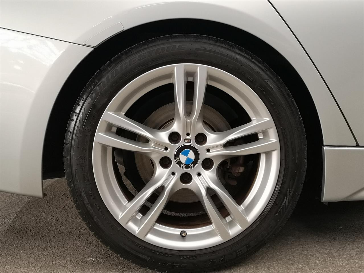 2017 BMW 330e