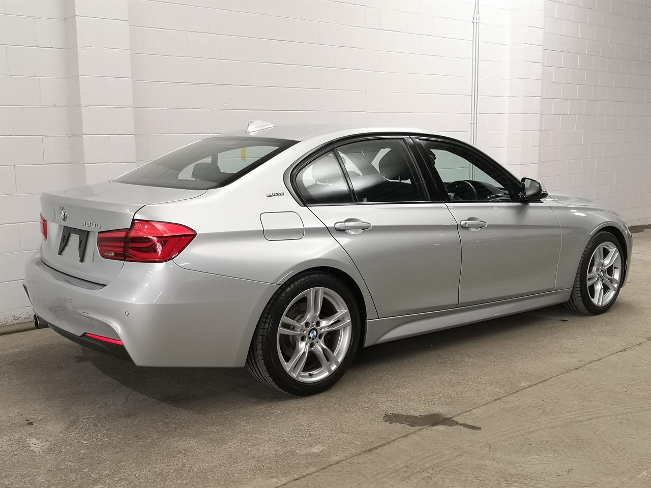 2017 BMW 330e