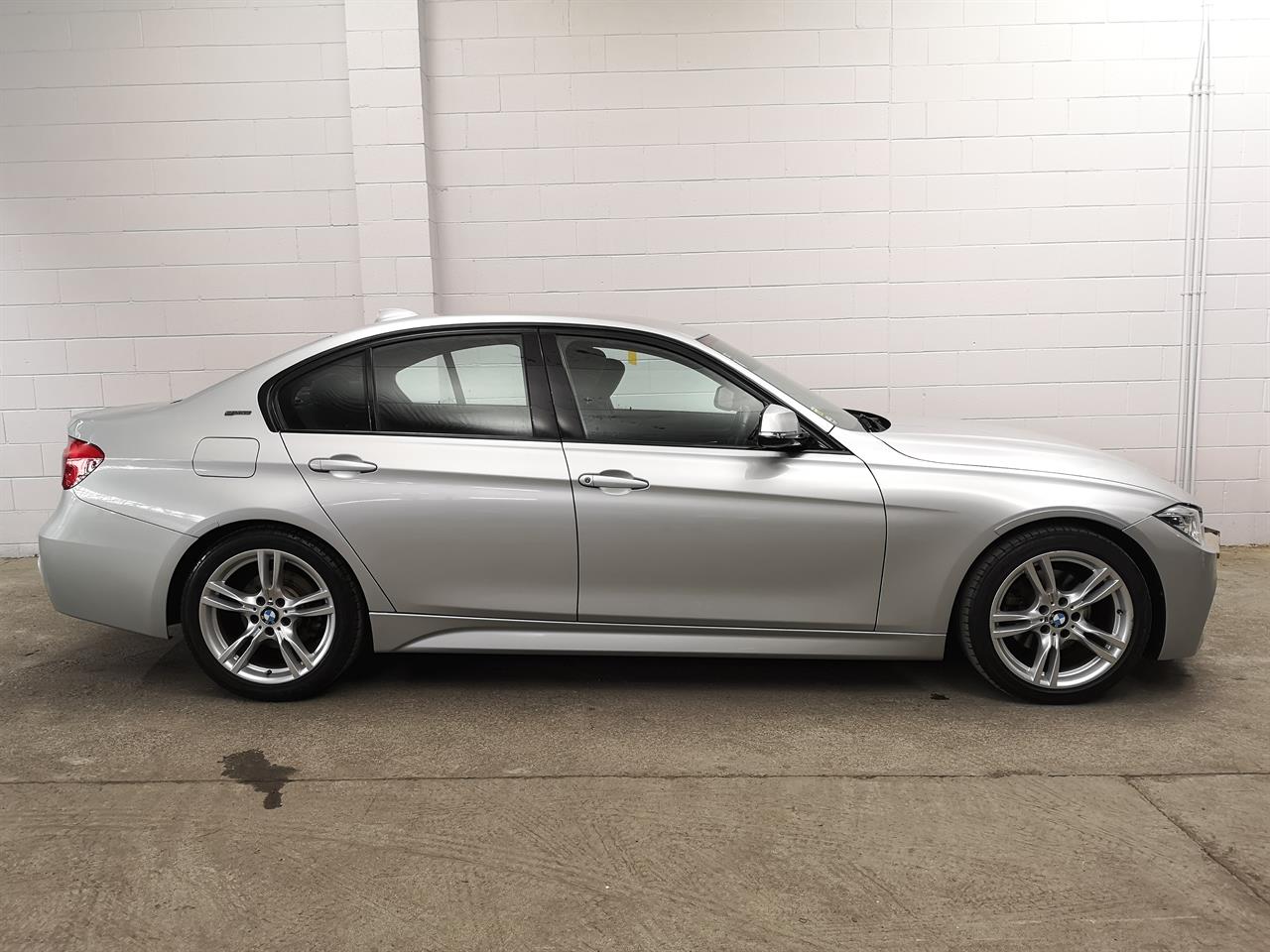 2017 BMW 330e