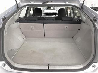 2012 Toyota Prius - Thumbnail