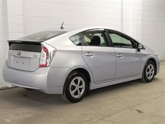 2012 Toyota Prius - Thumbnail