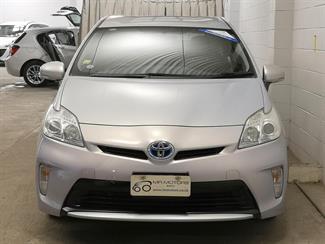 2012 Toyota Prius - Thumbnail