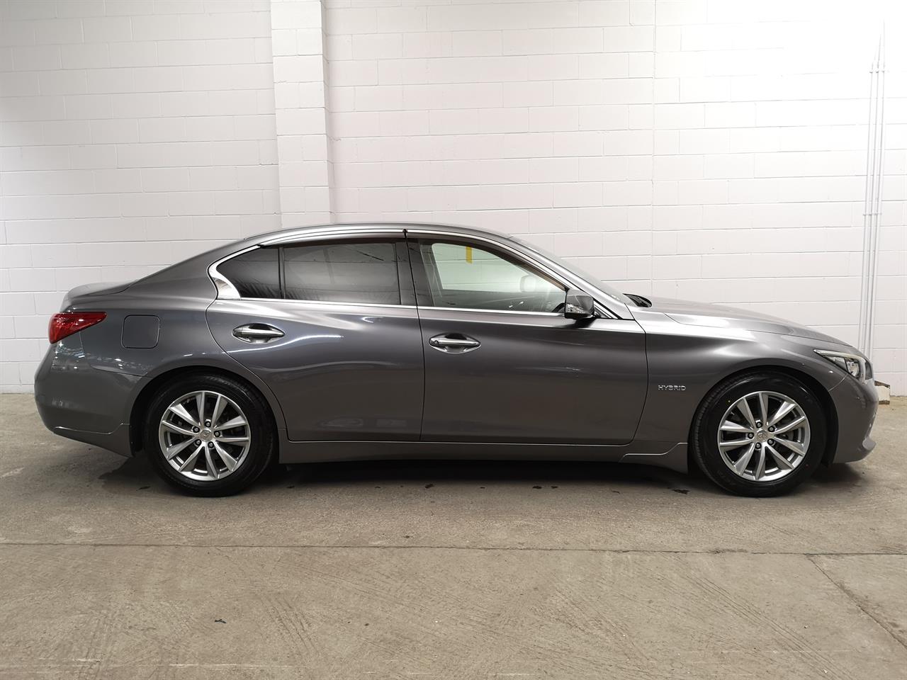 2014 Nissan Skyline