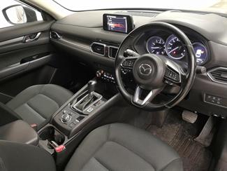 2017 Mazda CX-5 - Thumbnail