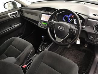 2015 Toyota Corolla - Thumbnail