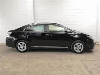 2013 Toyota Sai - Thumbnail