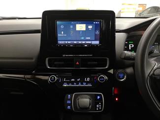 2022 Toyota Aqua - Thumbnail