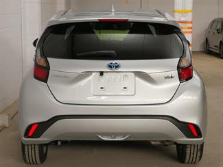 2022 Toyota Aqua - Thumbnail