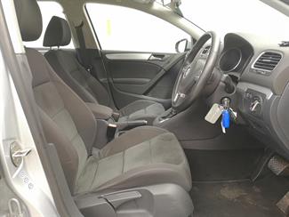 2013 Volkswagen Golf - Thumbnail