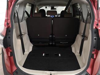 2016 Toyota Sienta - Thumbnail