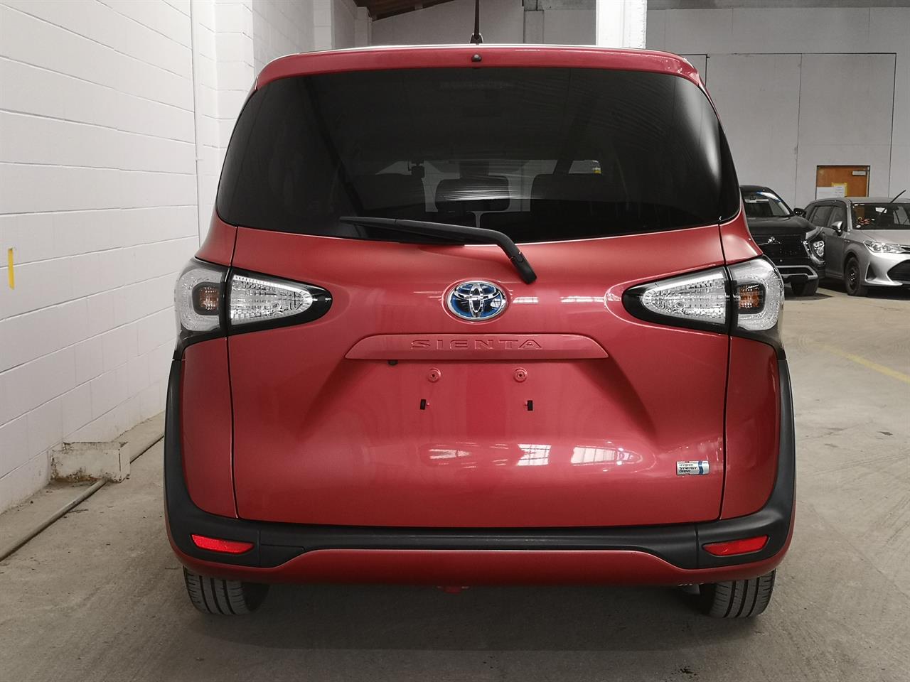 2016 Toyota Sienta