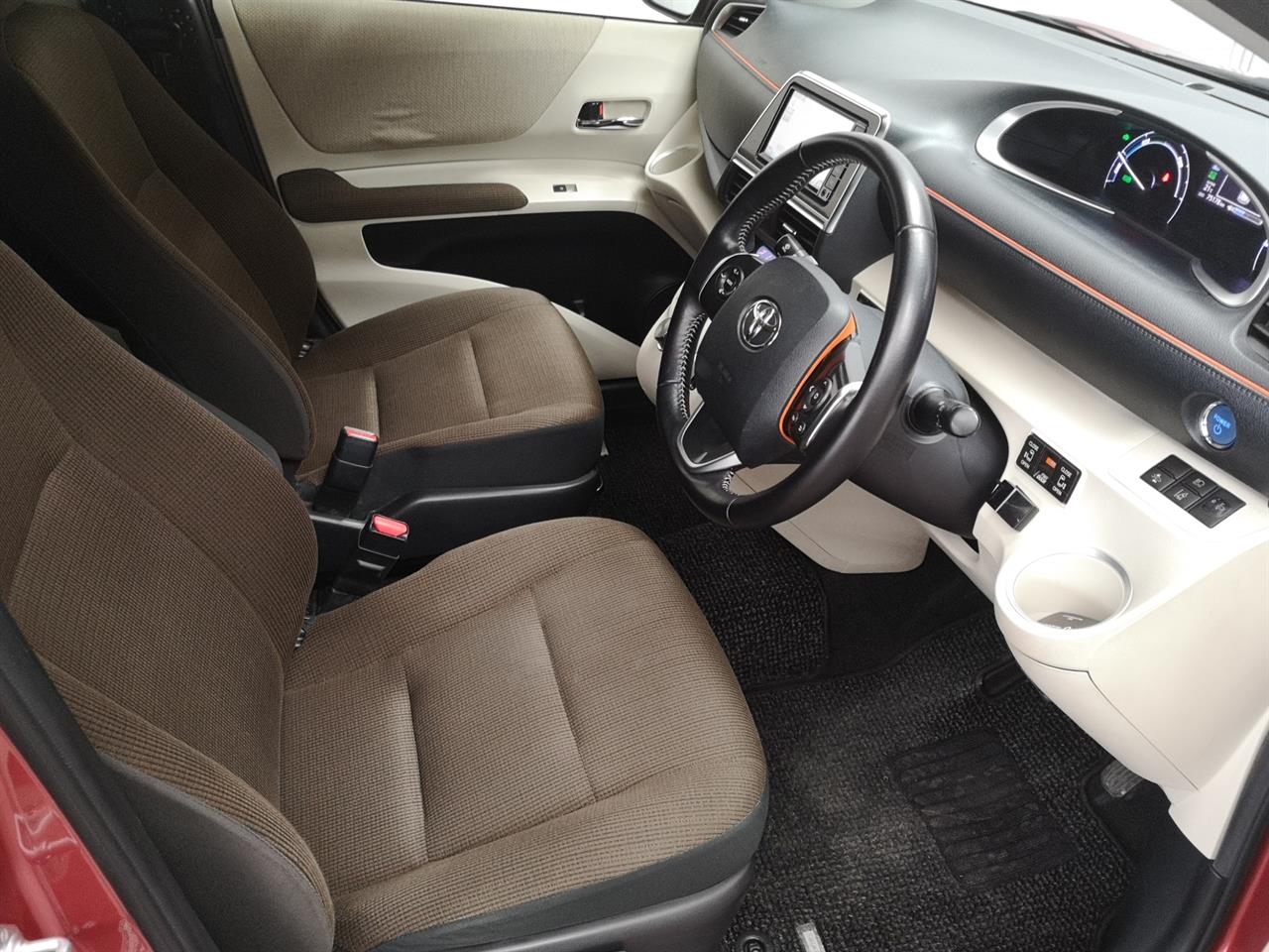 2016 Toyota Sienta