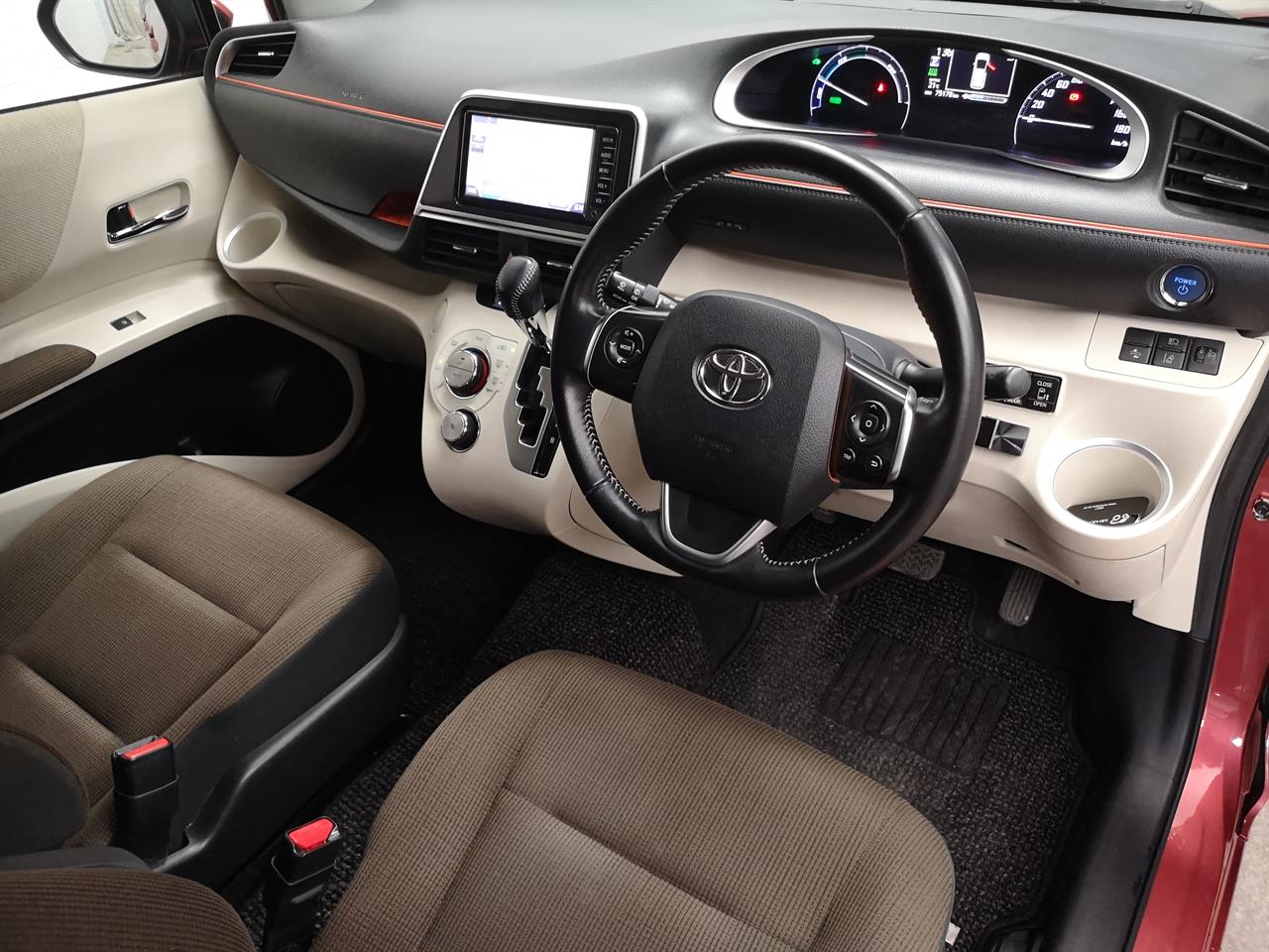 2016 Toyota Sienta