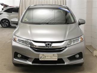 2015 Honda Grace - Thumbnail