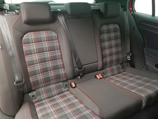 2017 Volkswagen Golf GTI - Thumbnail