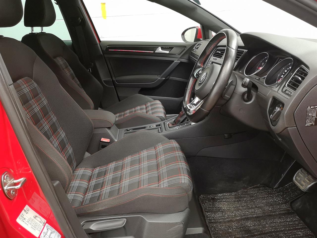 2017 Volkswagen Golf GTI