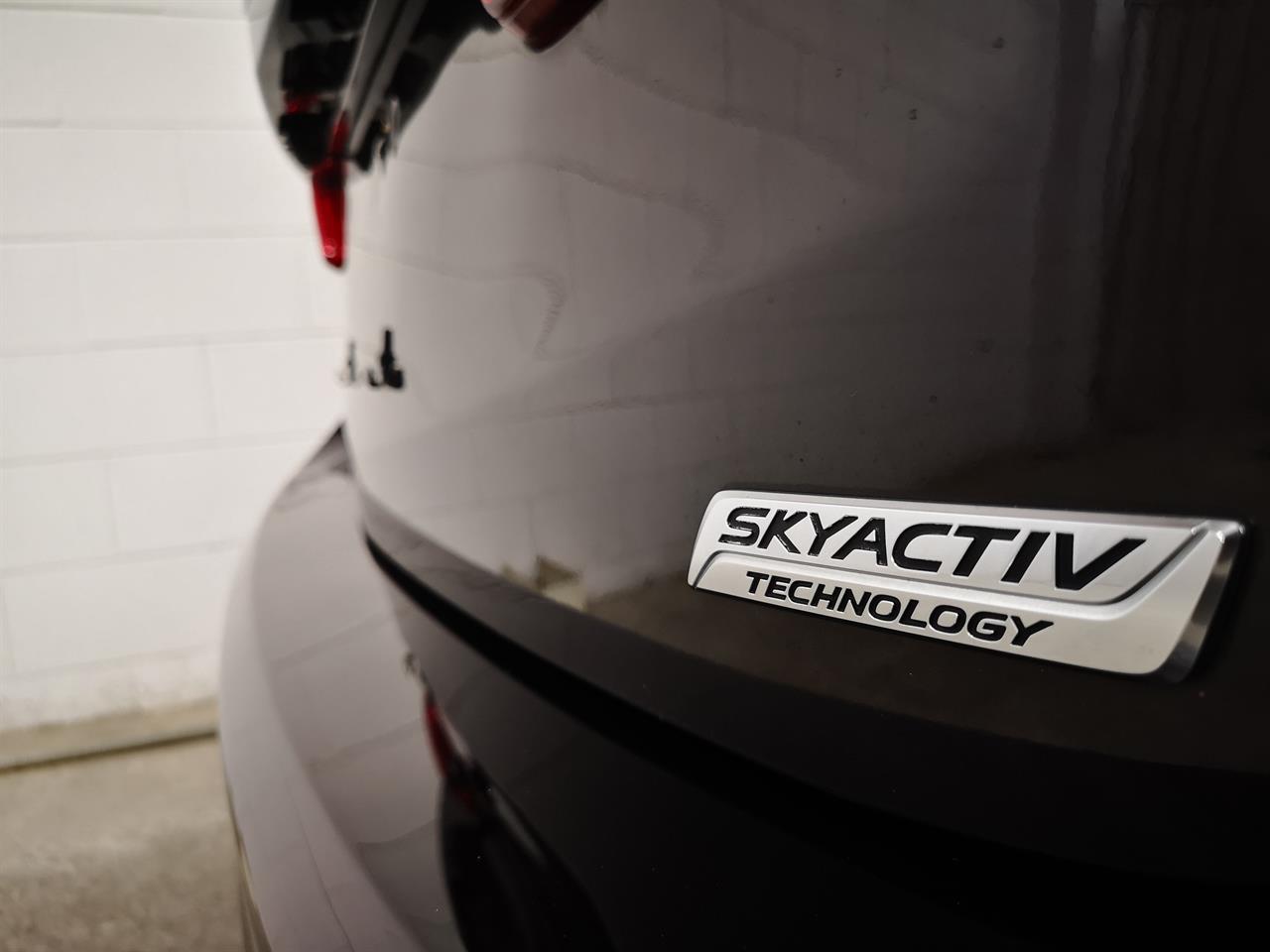 2014 Mazda Premacy