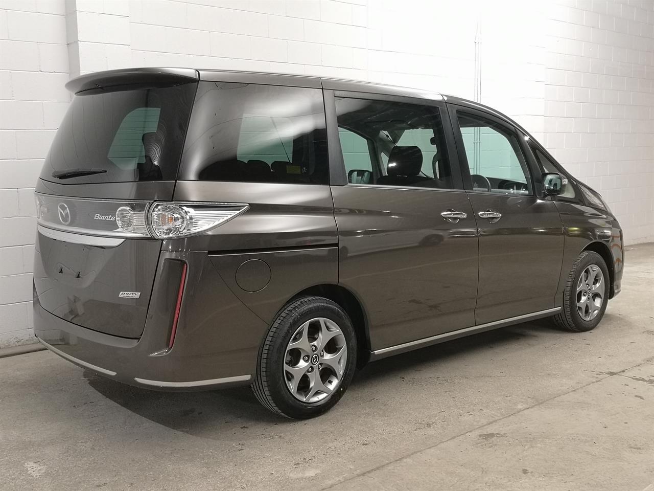 2017 Mazda Biante