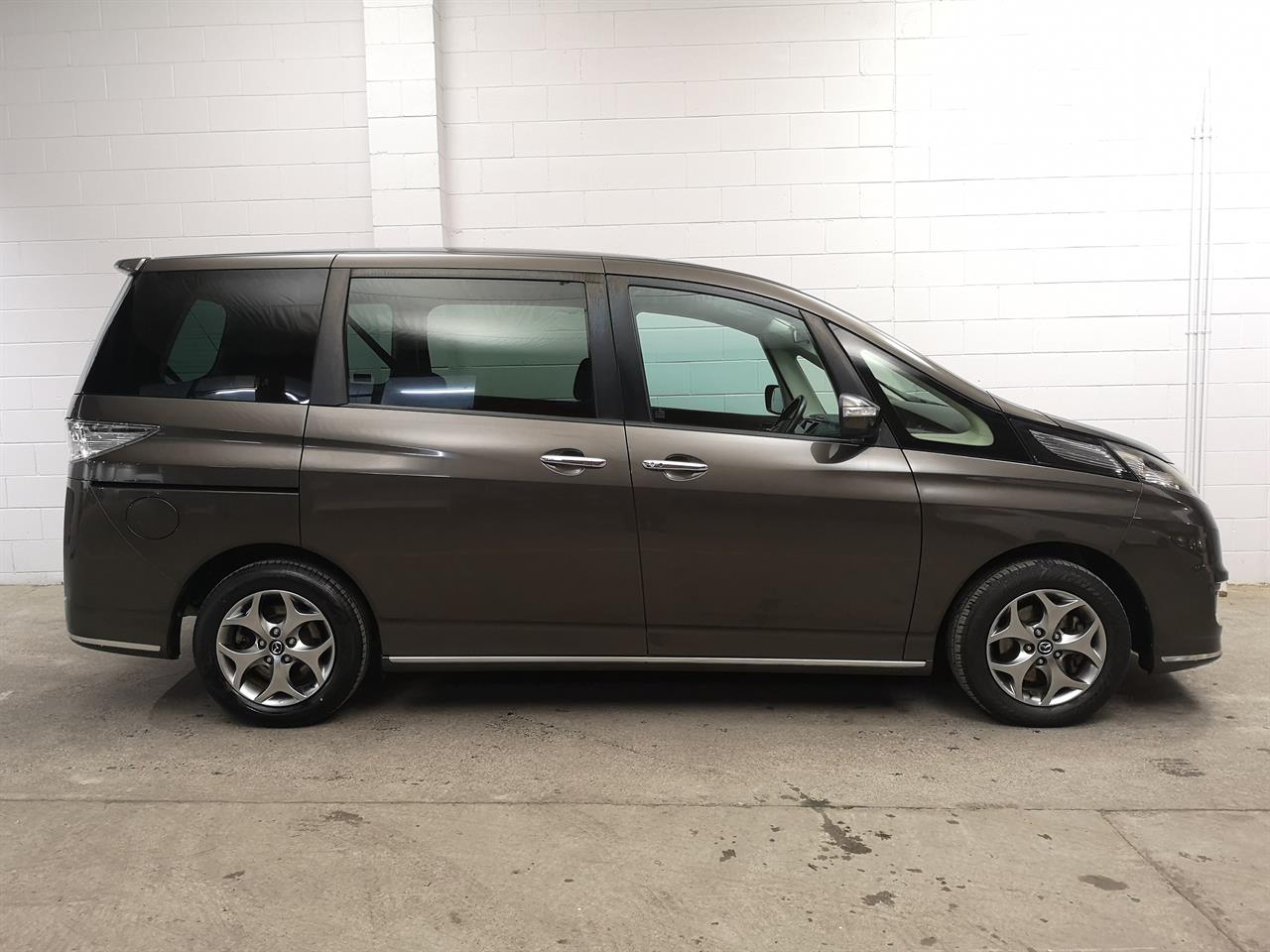 2017 Mazda Biante
