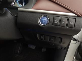 2015 Toyota Harrier - Thumbnail