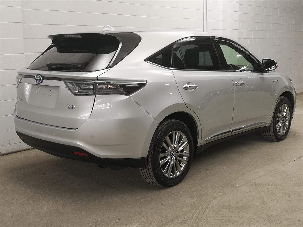 2015 Toyota Harrier