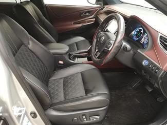 2015 Toyota Harrier - Thumbnail