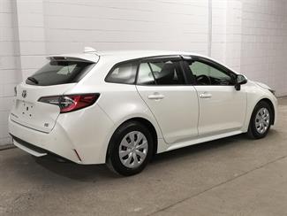 2021 Toyota Corolla - Thumbnail