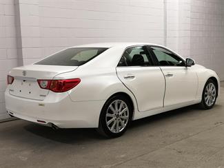2012 Toyota Mark-X - Thumbnail