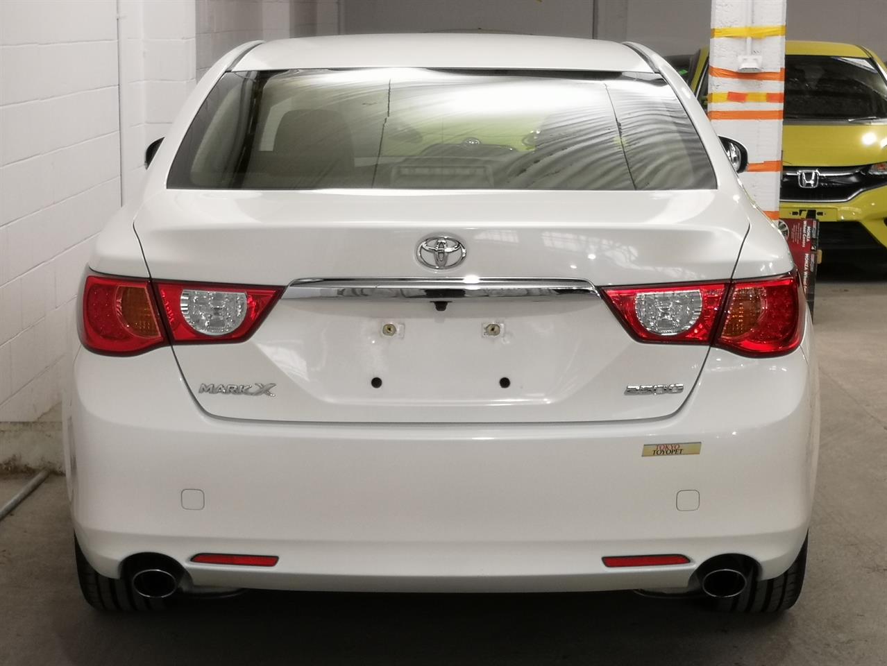 2012 Toyota Mark-X