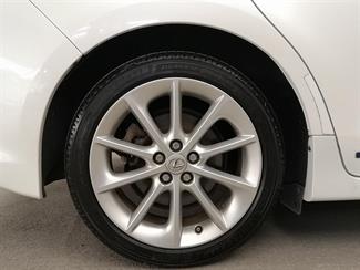 2012 Lexus CT 200H - Thumbnail