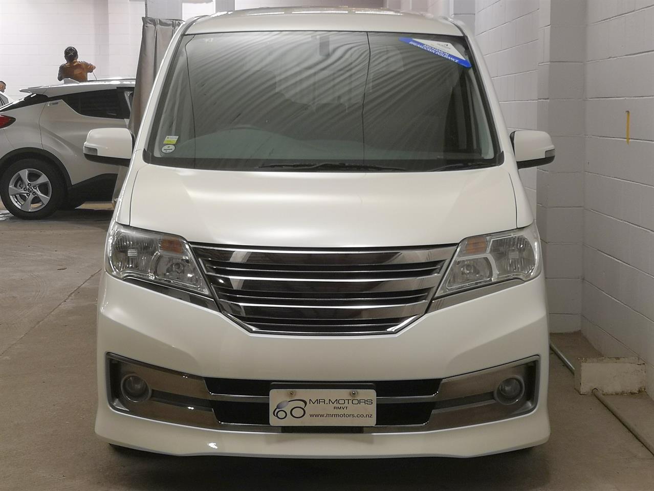 2013 Nissan Serena
