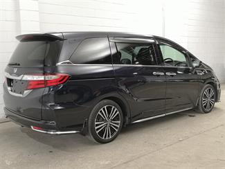 2014 Honda Odyssey - Thumbnail