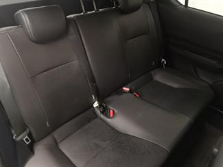 2013 Toyota Aqua - Thumbnail