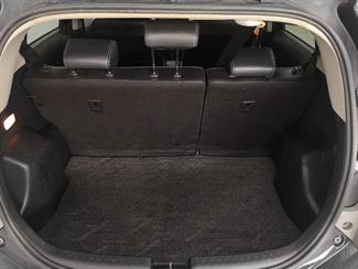 2013 Toyota Aqua - Thumbnail