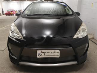 2013 Toyota Aqua - Thumbnail