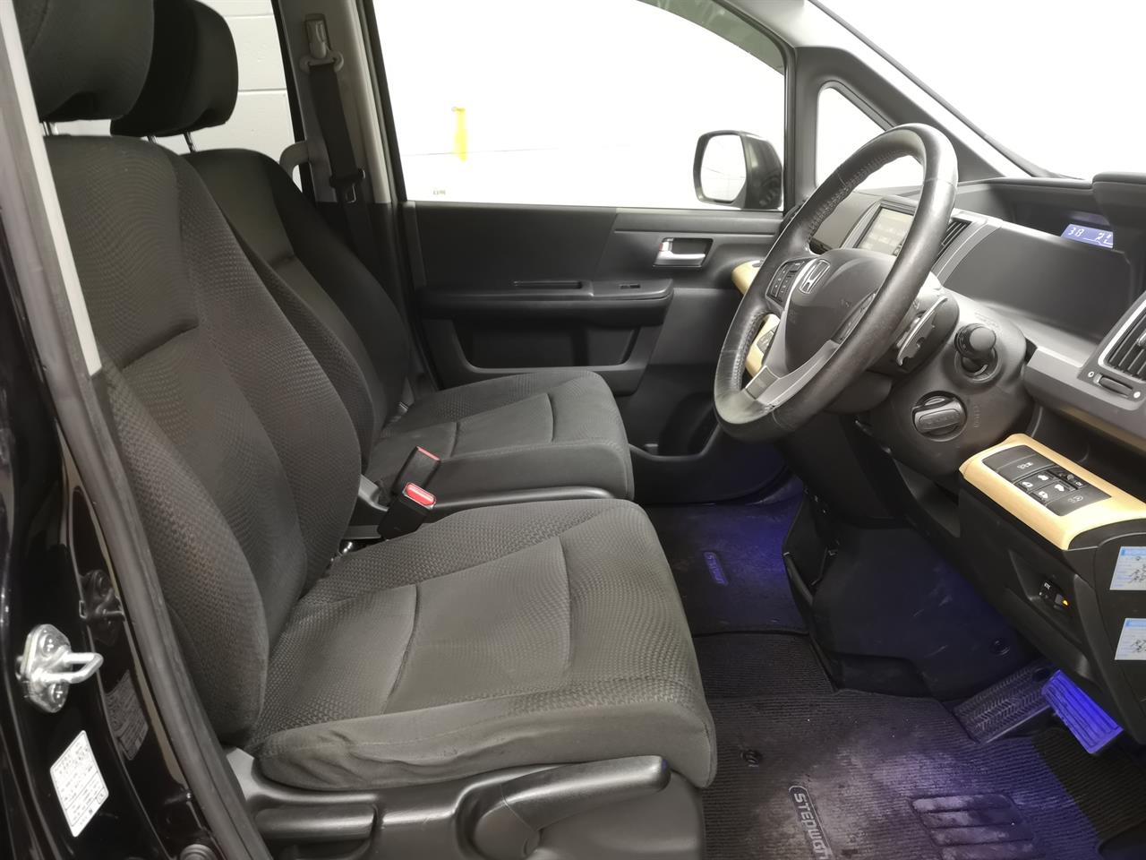 2012 Honda Stepwagon